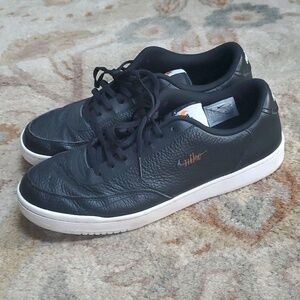 Nike Court Vintage premium black sneakers